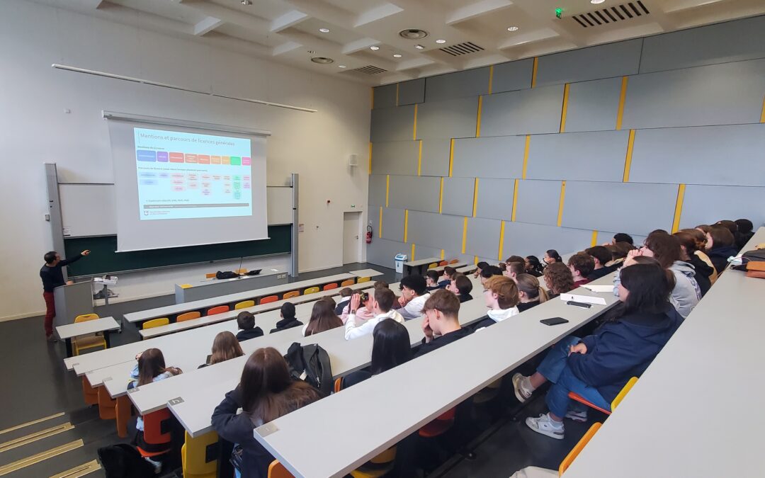 Les élèves de 1ère spécialité SVT visitent la fac de Sciences de Nantes